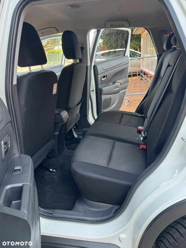 Mitsubishi ASX 1.6 DI-D 4WD Plus - 10