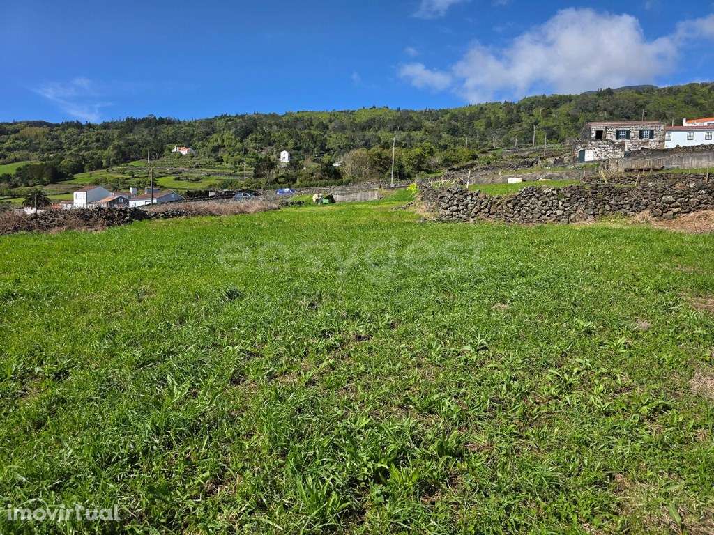 Terreno com vista mar para Construção nas Ribeiras, Lajes do Pico - Grande imagem: 4/10