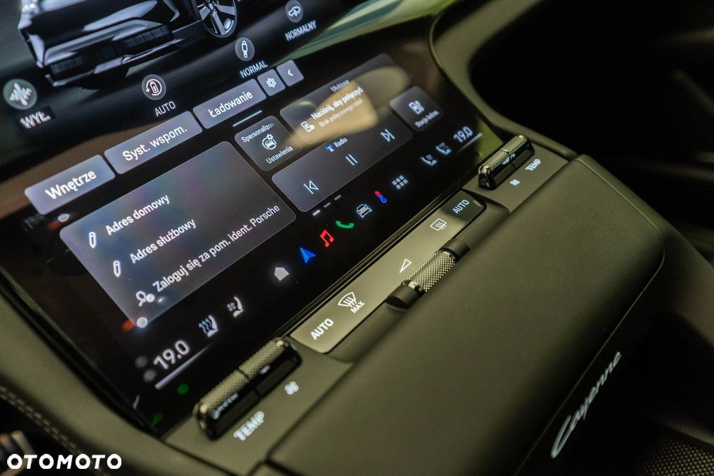 Porsche Cayenne - 27