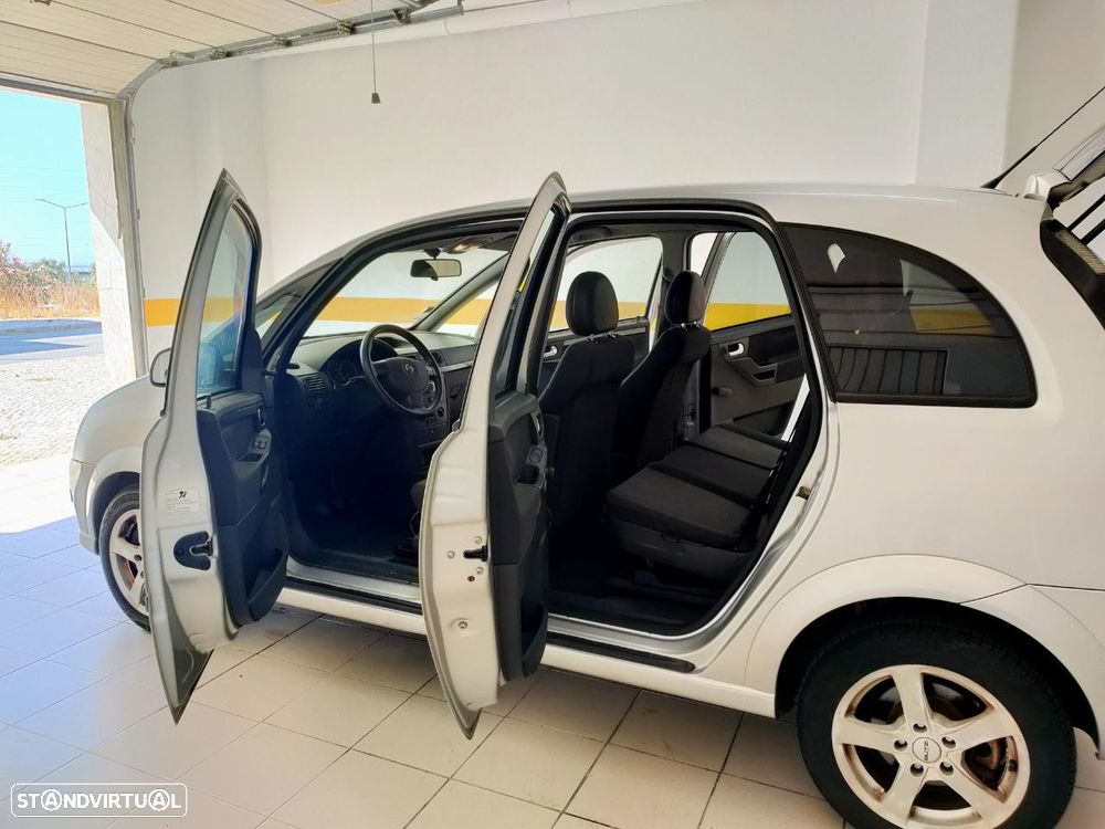 Opel Meriva 1.3 CDTI enjoy ecoFLEX - 24