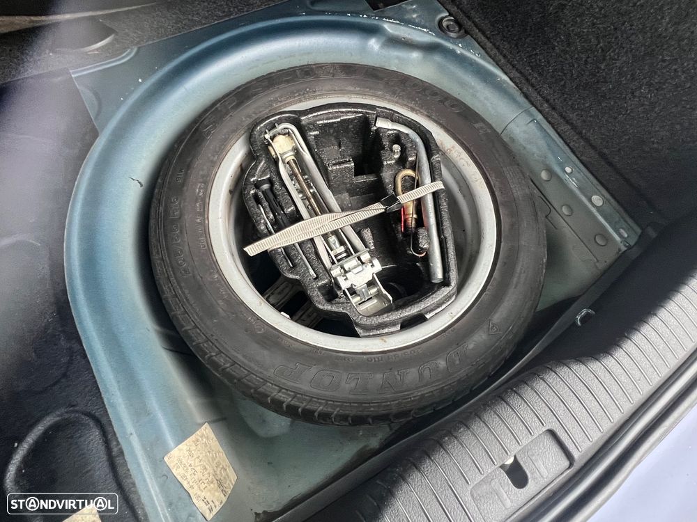 VW Golf 1.9 TDi 25 Anos - 20