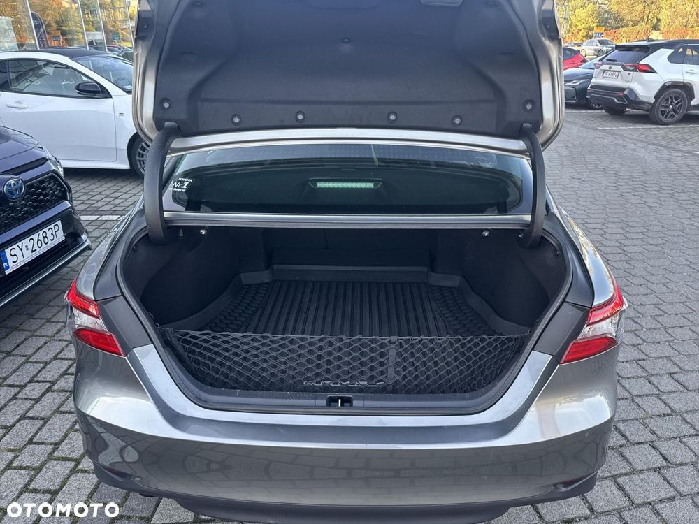 Toyota Camry 2.5 Hybrid Prestige CVT - 29