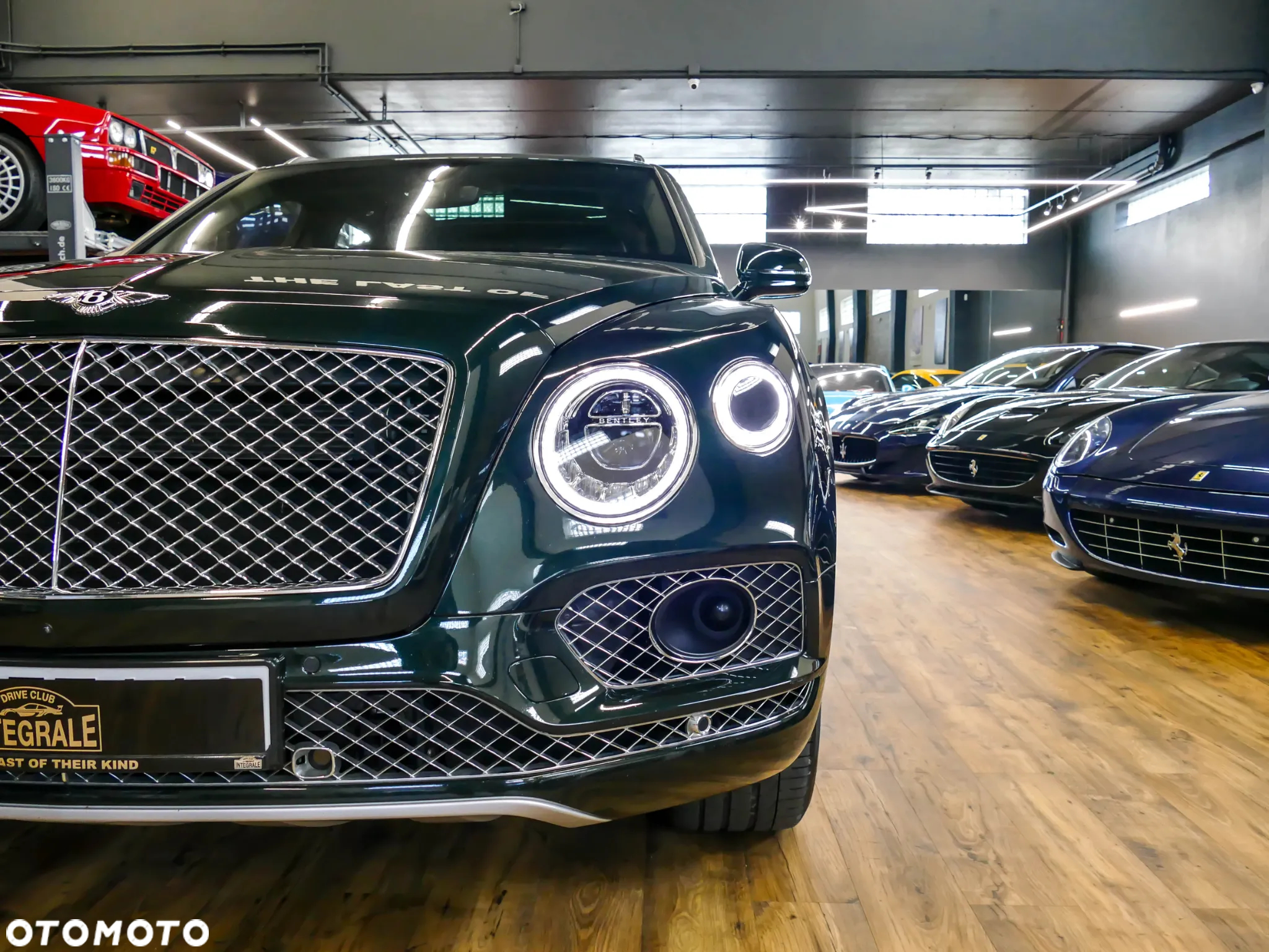 Bentley Bentayga W12 Mulliner - 39
