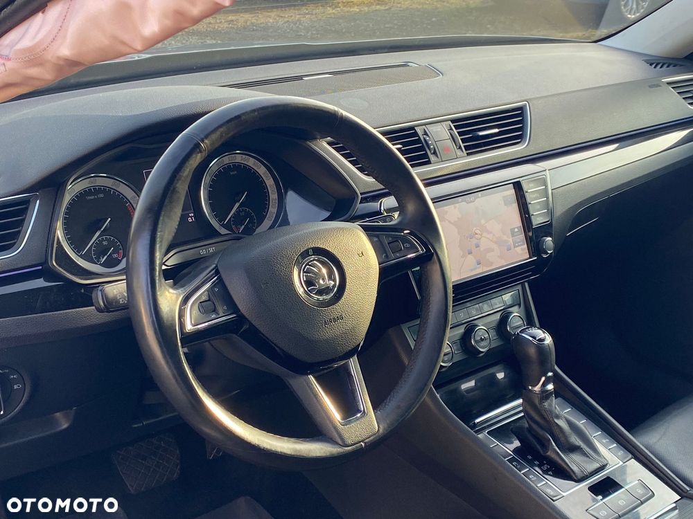 Skoda Superb 2.0 TSI L&K DSG - 13