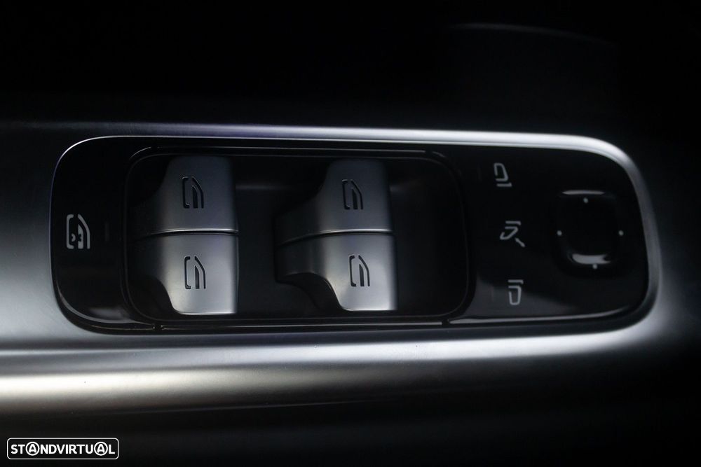 Mercedes-Benz C 220 d AMG Line - 18