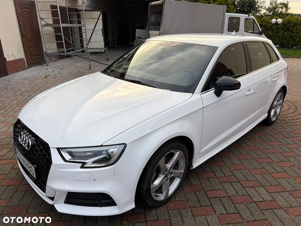 Audi A3 Sportback - 3