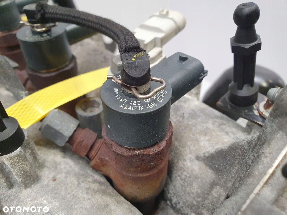 SILNIK Opel Corsa D Combo C 1.3 CDTI 75KM urwana świeca żarowa Z13DTJ - 10