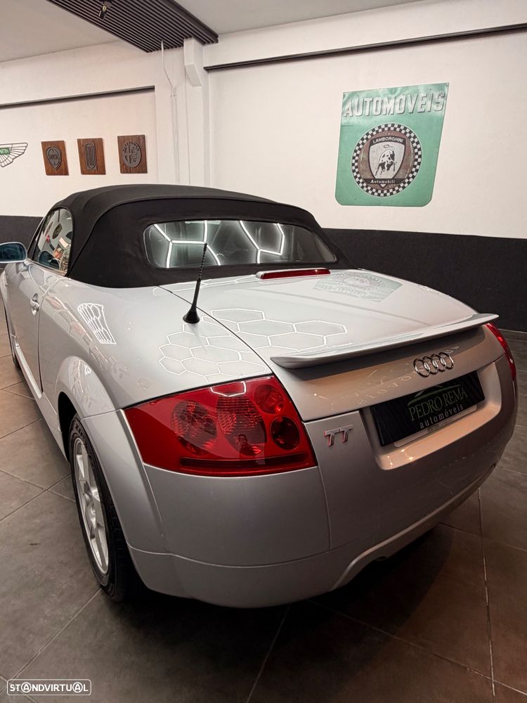Audi TT Roadster 1.8 T - 15