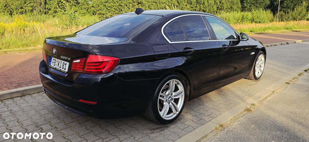 BMW Seria 5 520d BluePerformance - 4