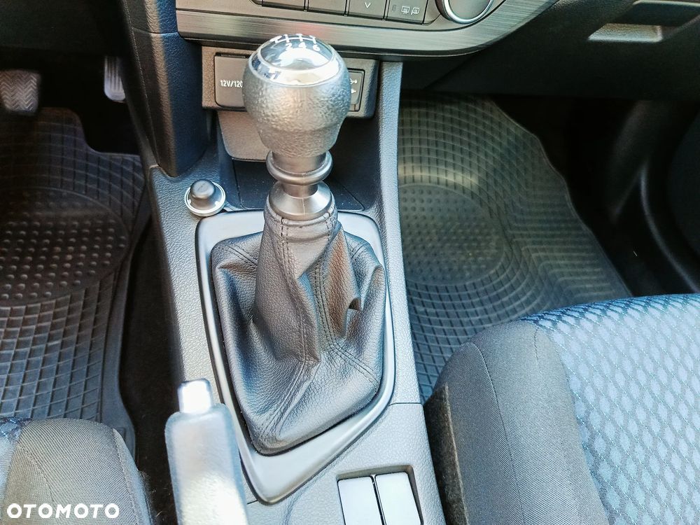 Toyota Auris 1.33 VVT-i Active - 9