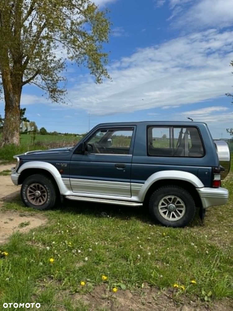 Mitsubishi Pajero 2.5 TD GL - 6
