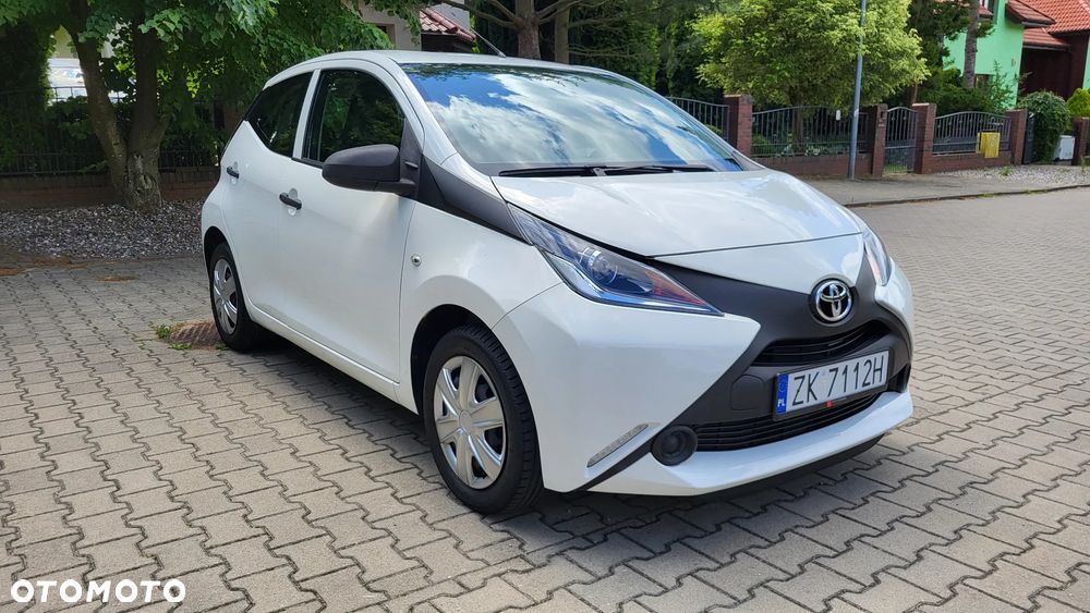 Toyota Aygo x - 11