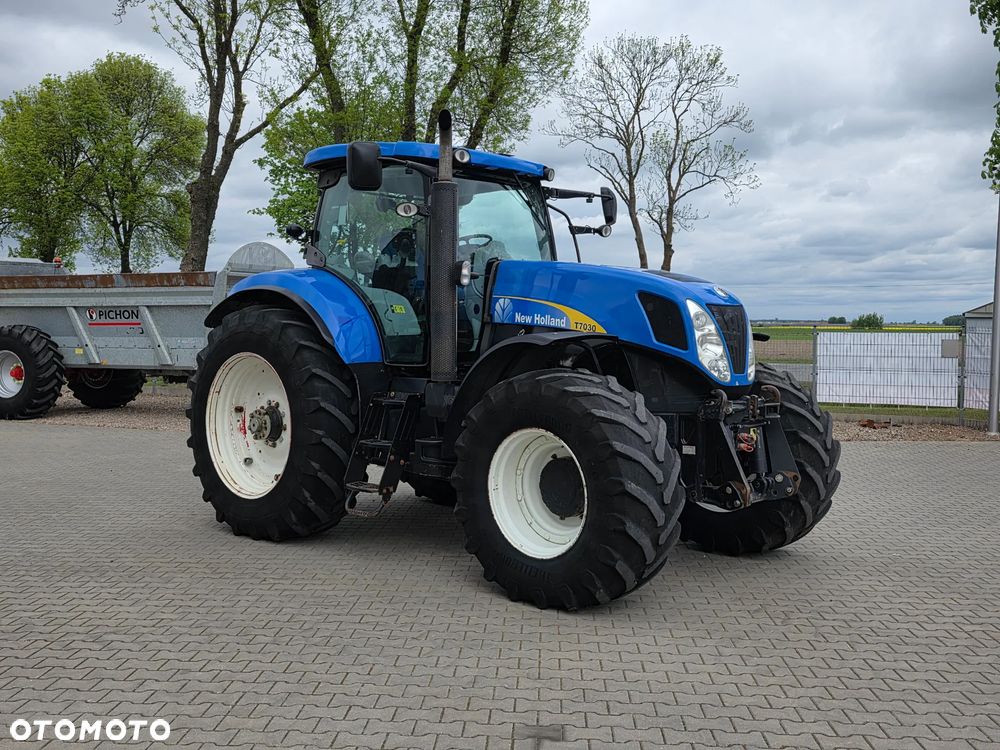 New Holland T7030 PC 2011R - 3