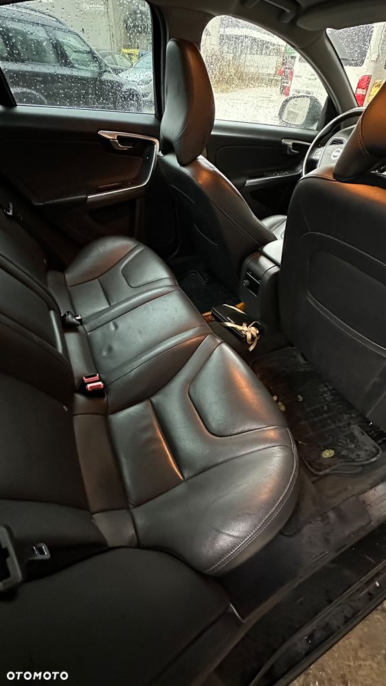 Volvo S60 D2 Drive-E Momentum - 19