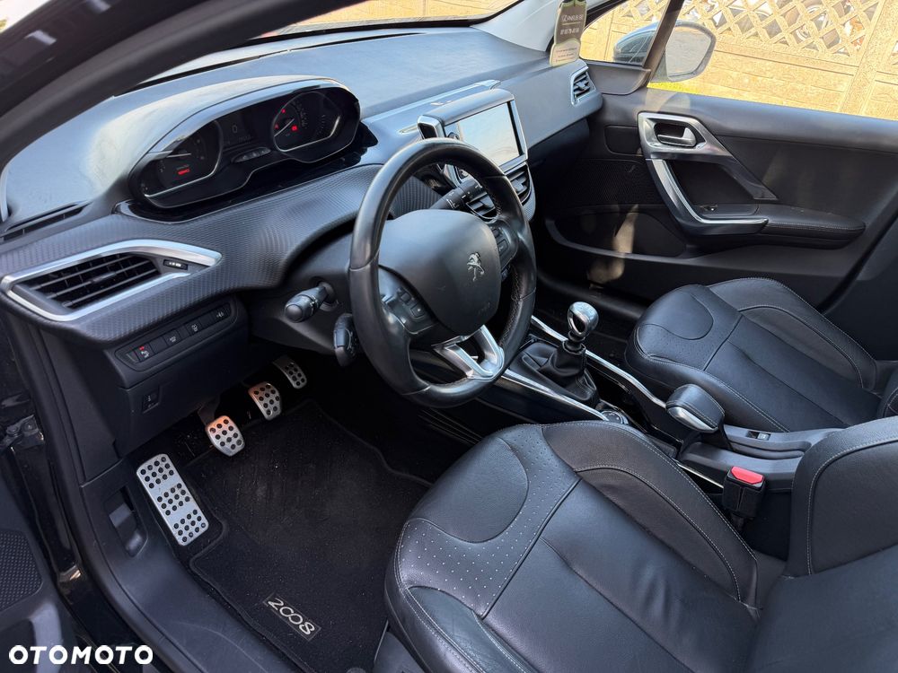 Peugeot 2008 e-HDi FAP 115 STOP & START Allure - 21
