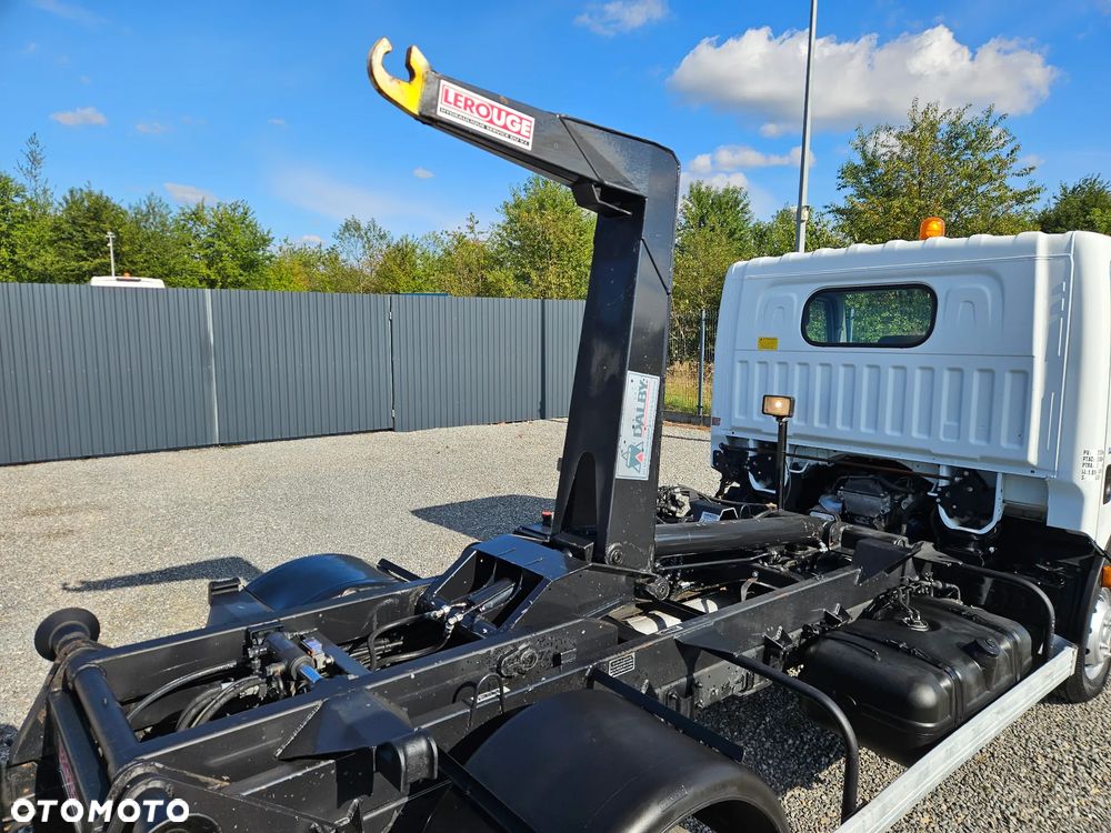 Renault Maxity 2.5 DCI 110KM/ Hakowiec / DMC 3.5T / - 9