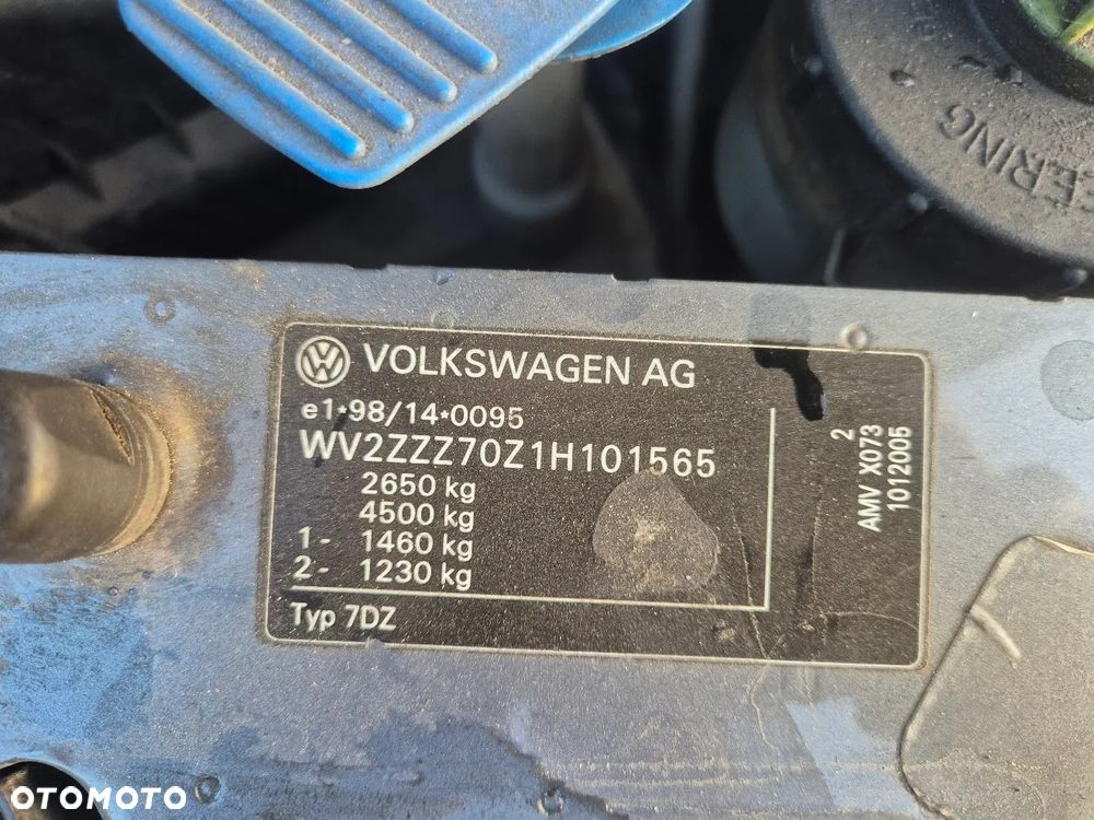 Volkswagen Caravelle - 4