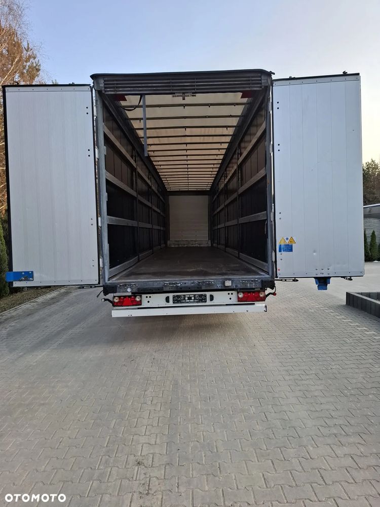 Schmitz Cargobull SCB - 6