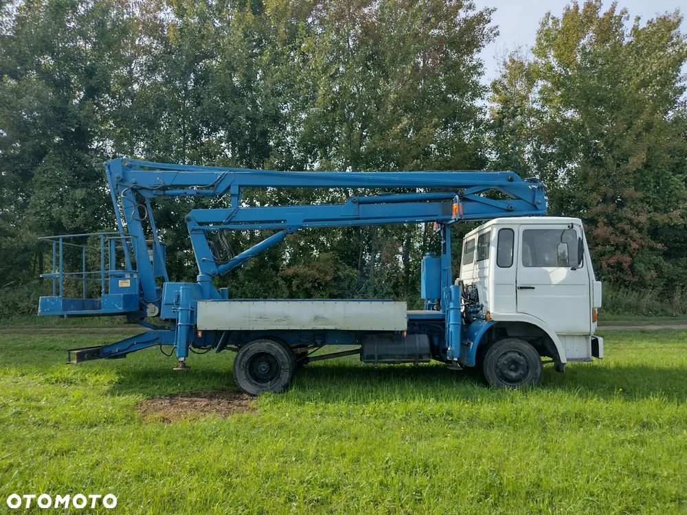 Renault S130 - 4