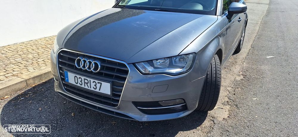 Audi A3 Sportback 1.6 TDI Attraction - 3