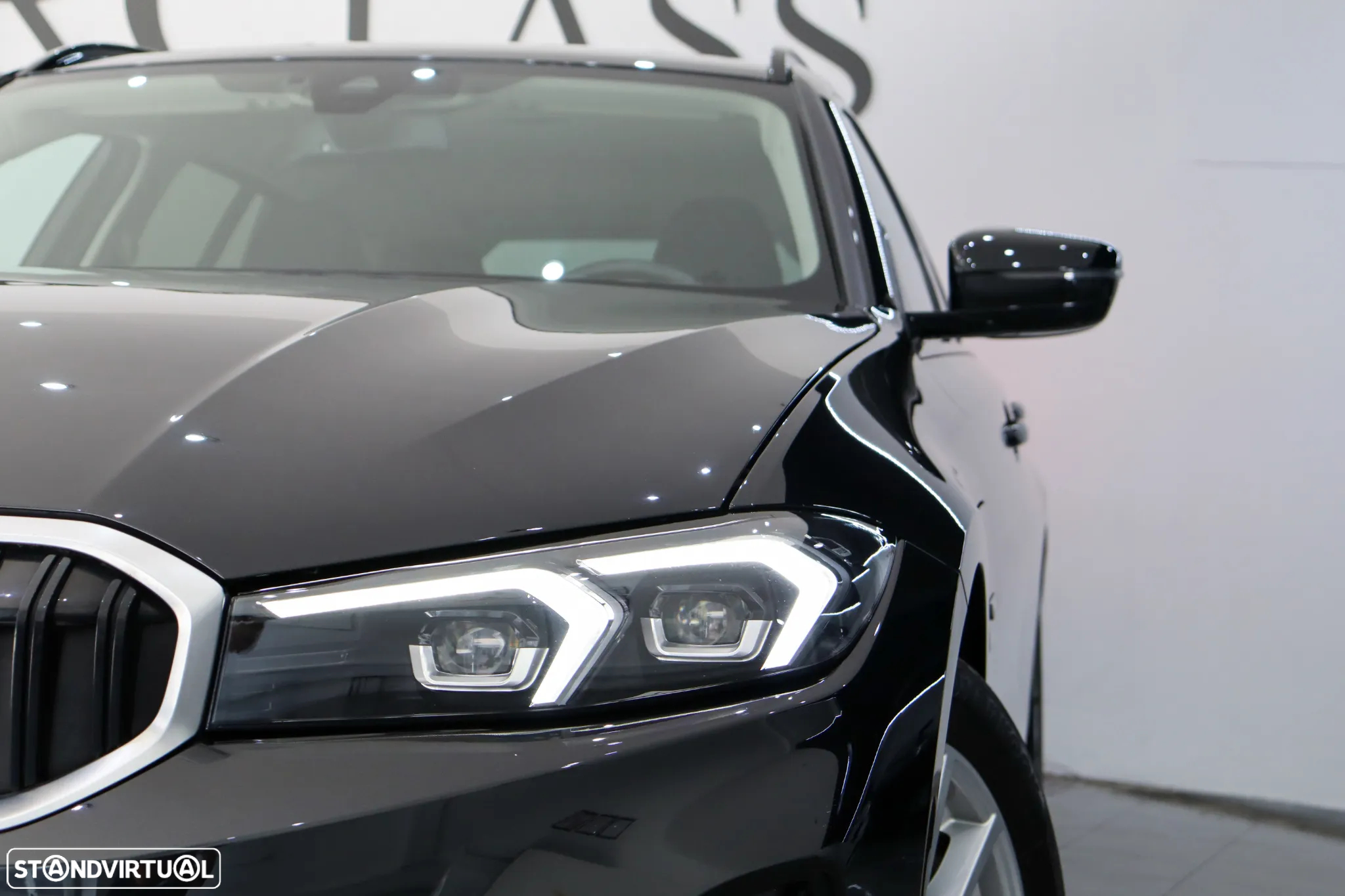 BMW 320 e Touring Auto - 9