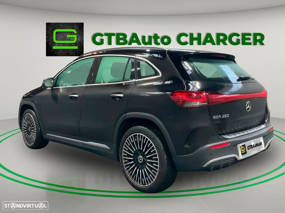 Mercedes-Benz EQA - 9