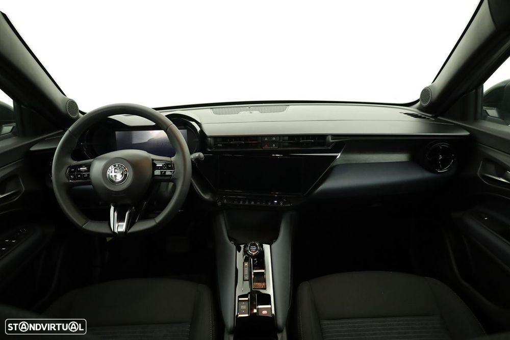 Alfa Romeo Junior Elletrica 50 kWh - 9