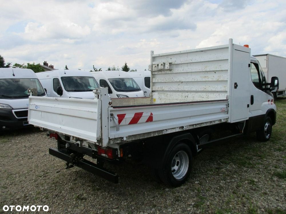 Iveco Daily - 7