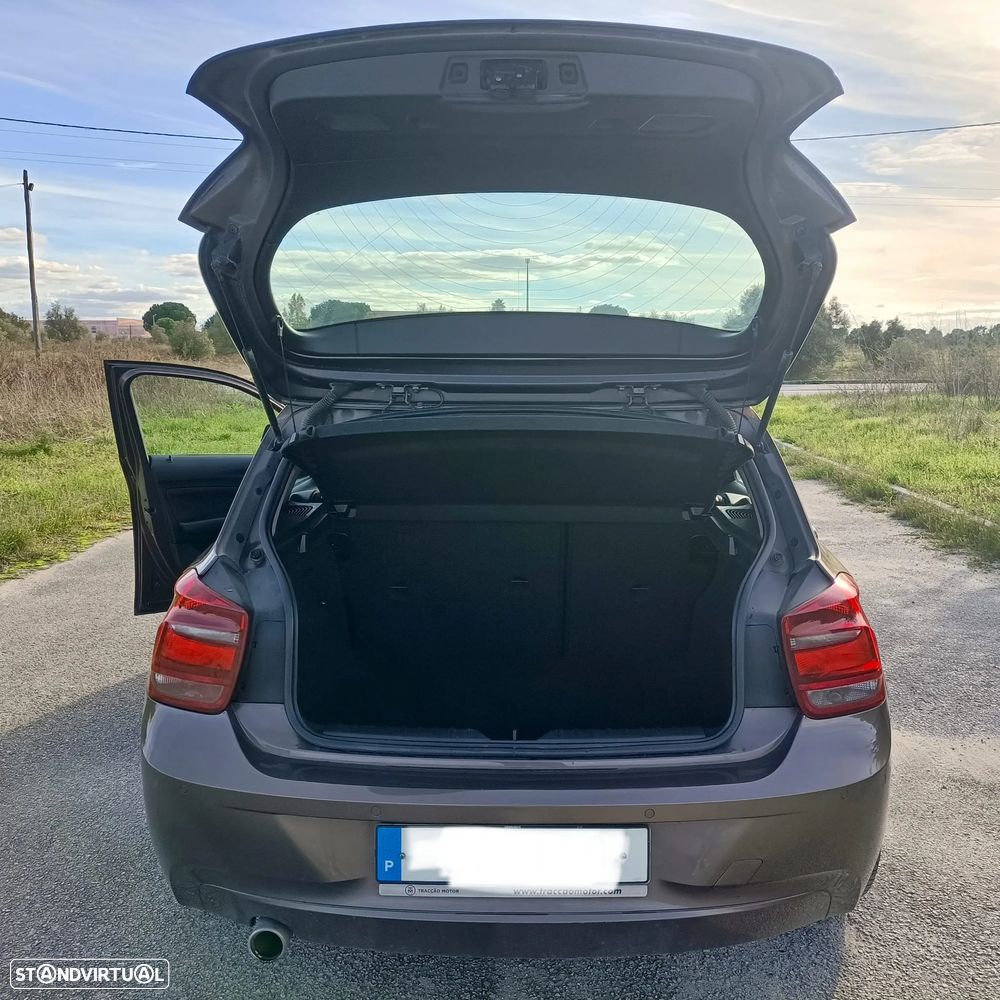 BMW 116 d Aut. Sport Line - 6