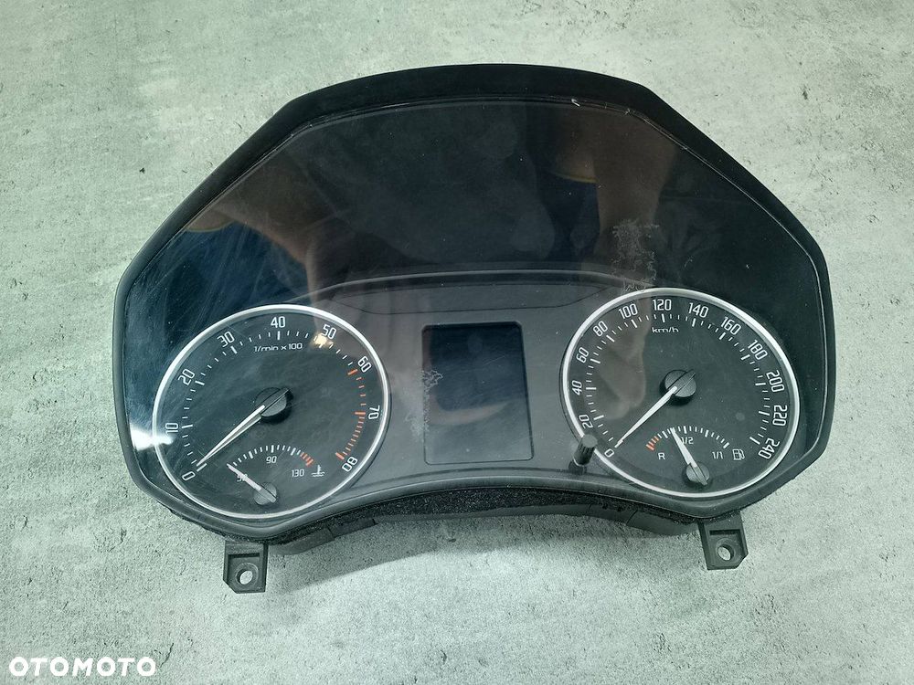 LICZNIK SKODA OCTAVIA II FL 1Z0920803F A2C53366231 1.6 MPI - 1