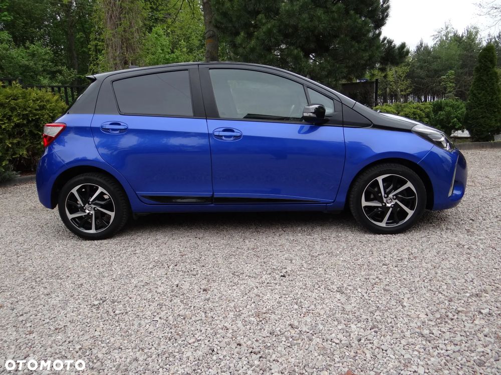 Toyota Yaris 1.5 Premium - 14