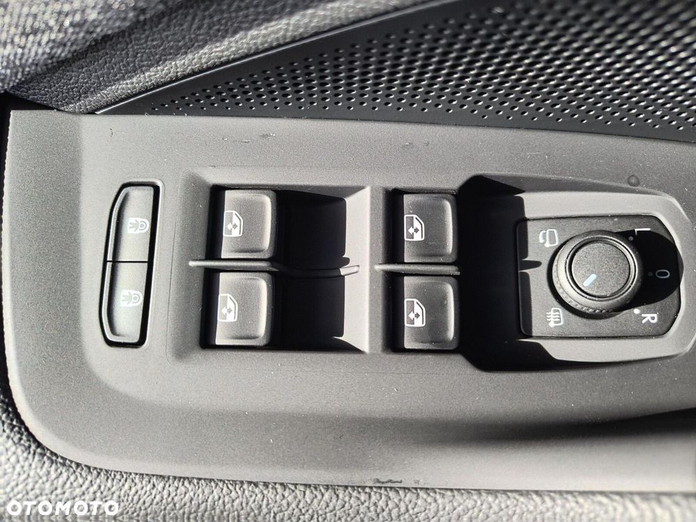 Skoda Superb 2.0 TSI Edition 130 DSG - 24