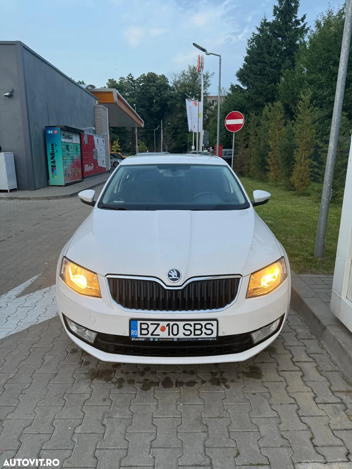 Skoda Octavia 2.0 TDI ELEGANCE - 4