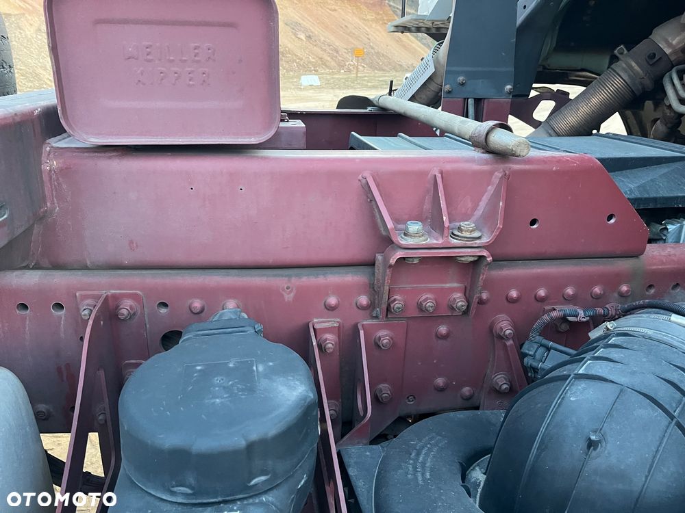 Mercedes-Benz Actros 3348 - 14