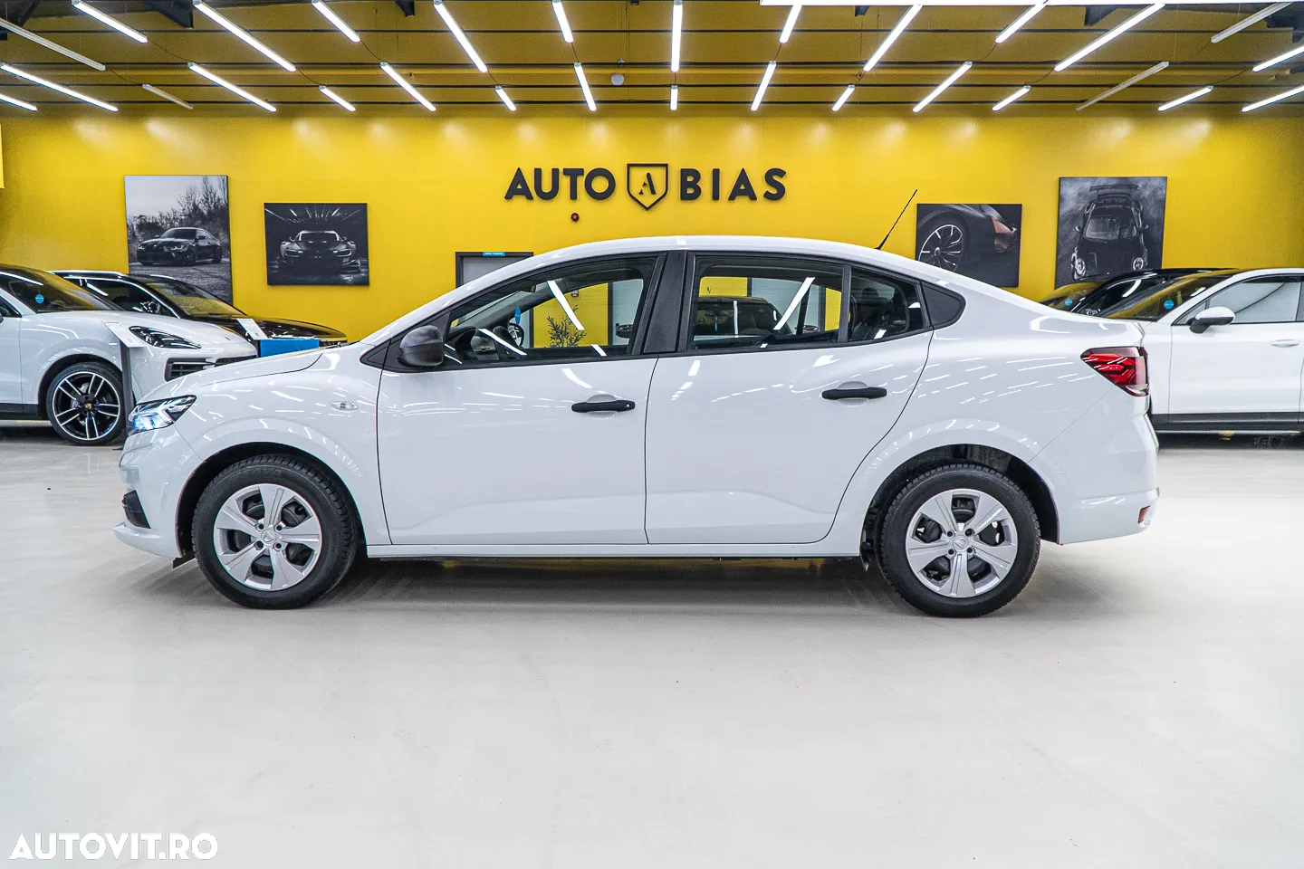 Dacia Logan TCe 90 MT6 Comfort - 17