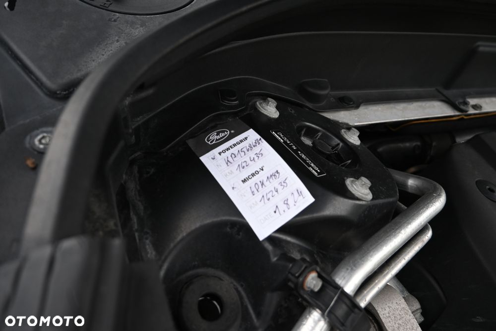 Volvo XC 60 D4 Geartronic Momentum Pro - 32