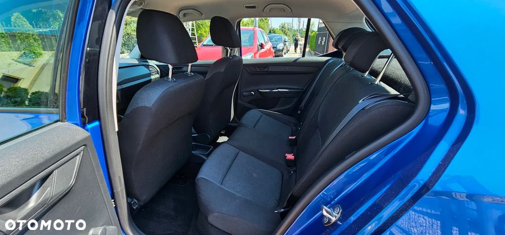 Skoda Fabia 1.0 MPI Edition - 27