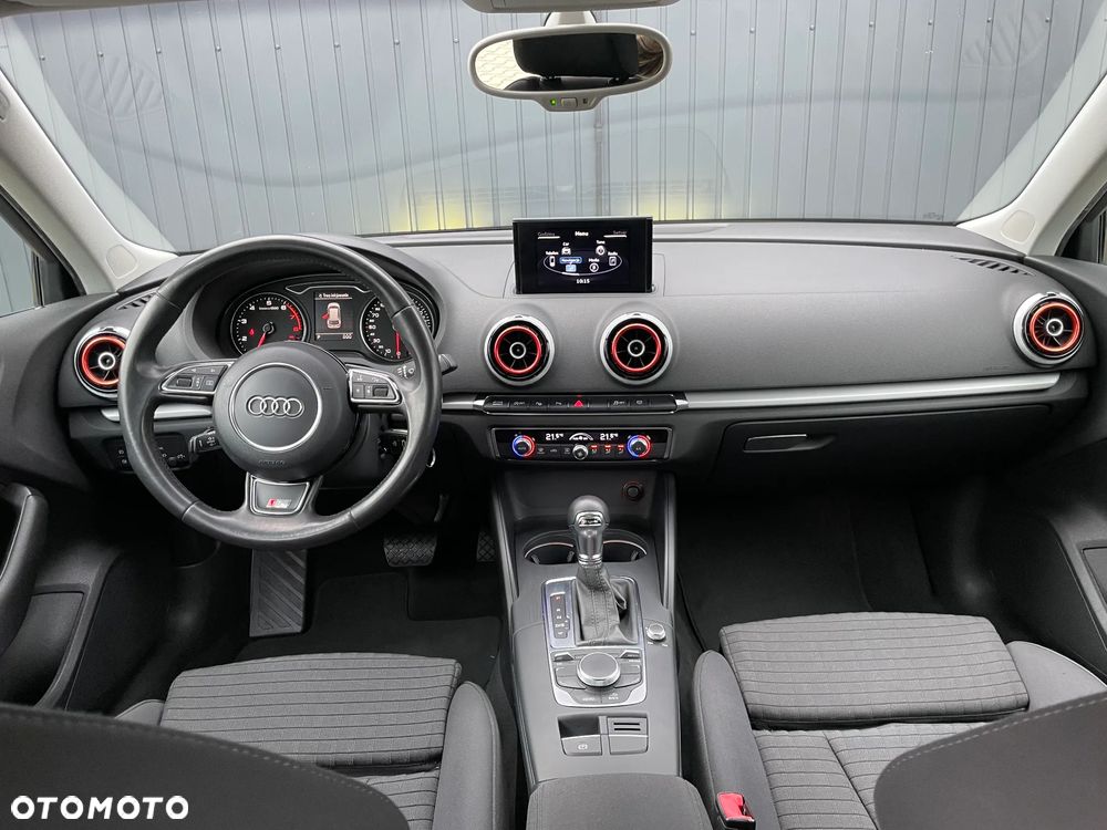 Audi A3 Sportback 1.8 TFSI Ambition S tronic - 27