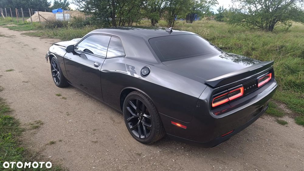 Dodge Challenger 5.7 R/T - 5