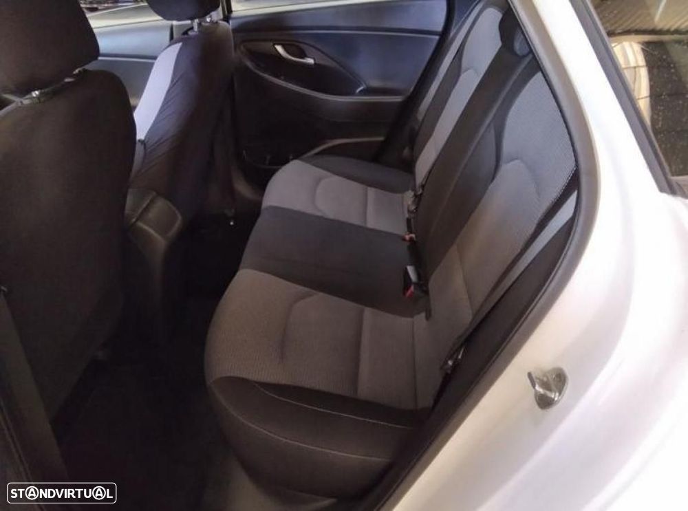 Hyundai i30 SW - 4