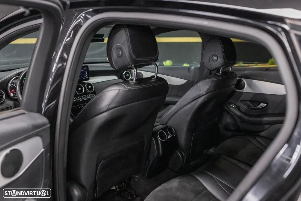 Mercedes-Benz GLC 300 de Coupé 4Matic - 37