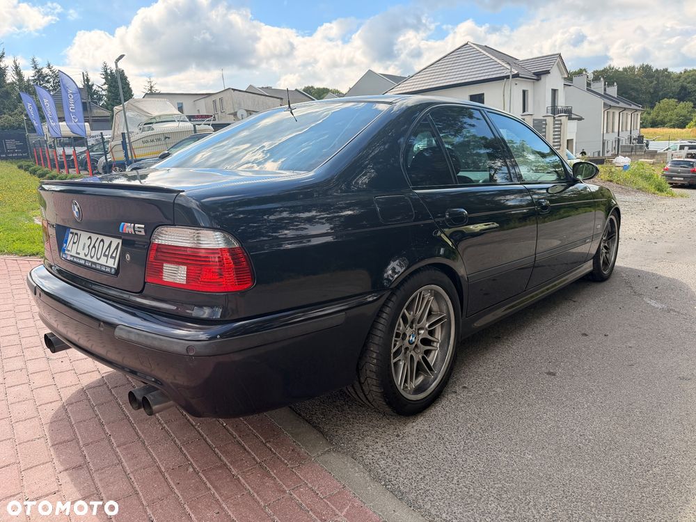 BMW M5 - 11