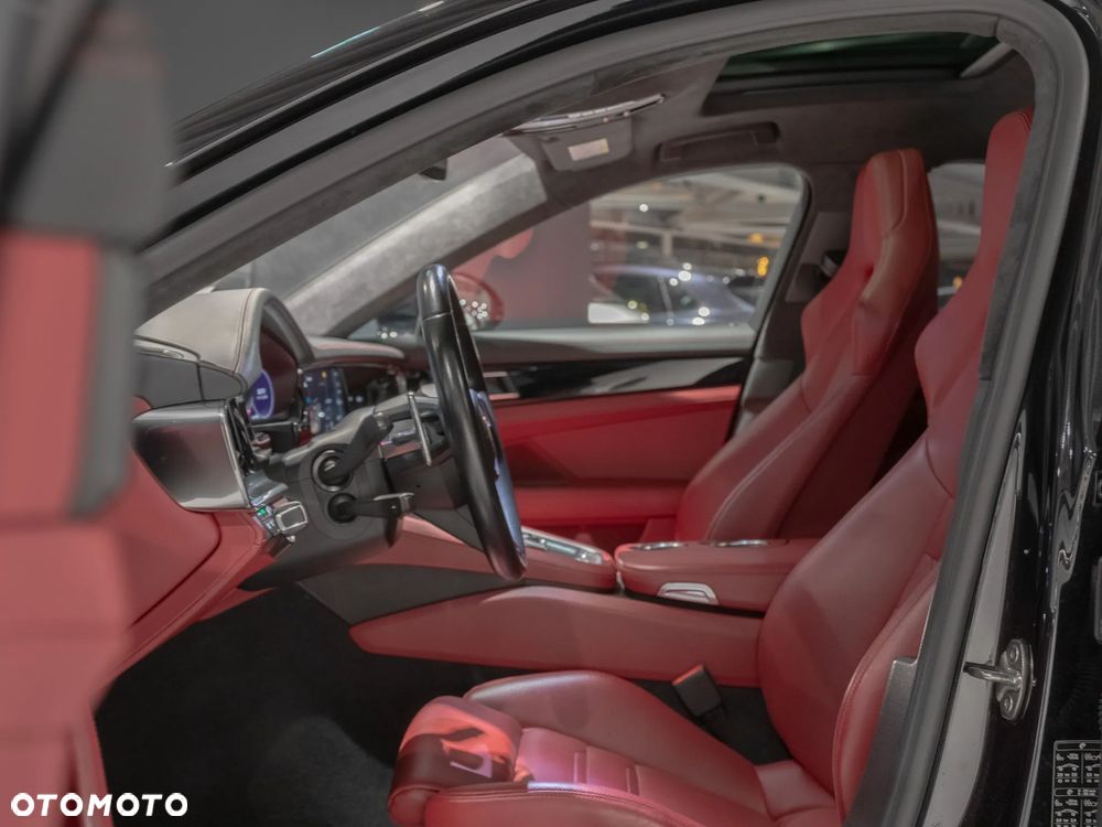 Porsche Panamera 4S E-Hybrid - 18