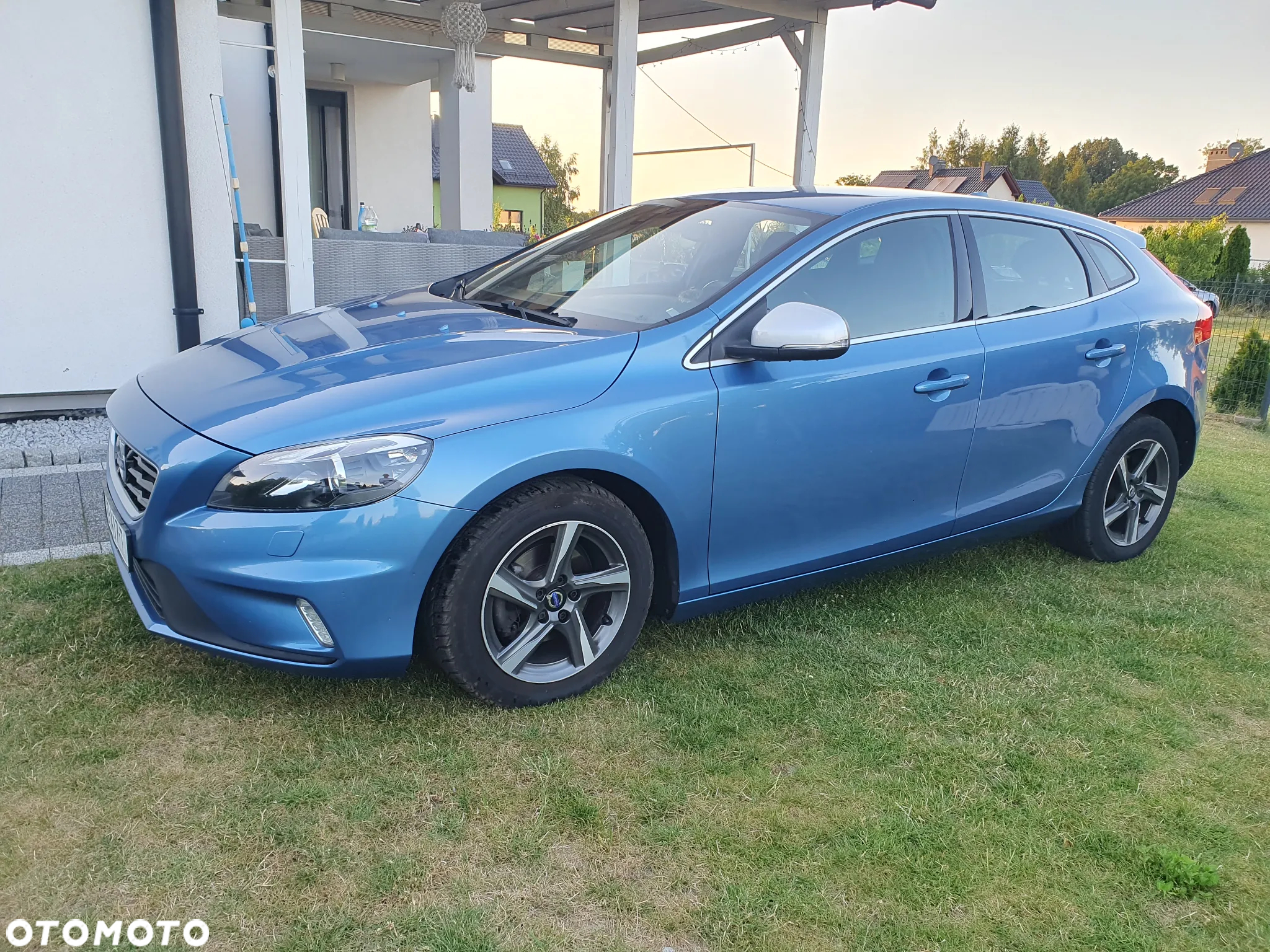 Volvo V40 D2 Drive-E R-Design Kinetic - 13