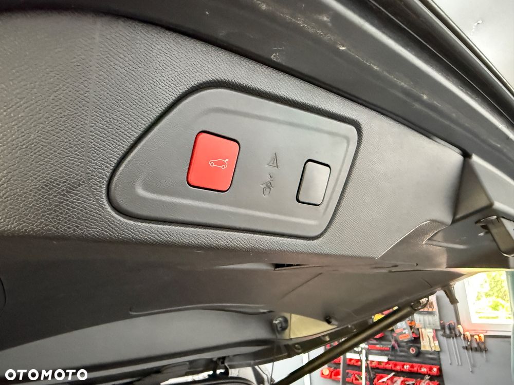 Citroën C5 Aircross 1.6 PHEV 180 Shine EAT8 - 22