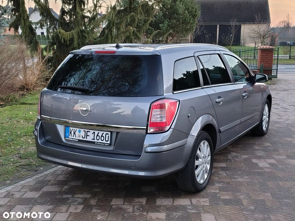 Opel Astra 1.6 Easytronic NAVI - 28