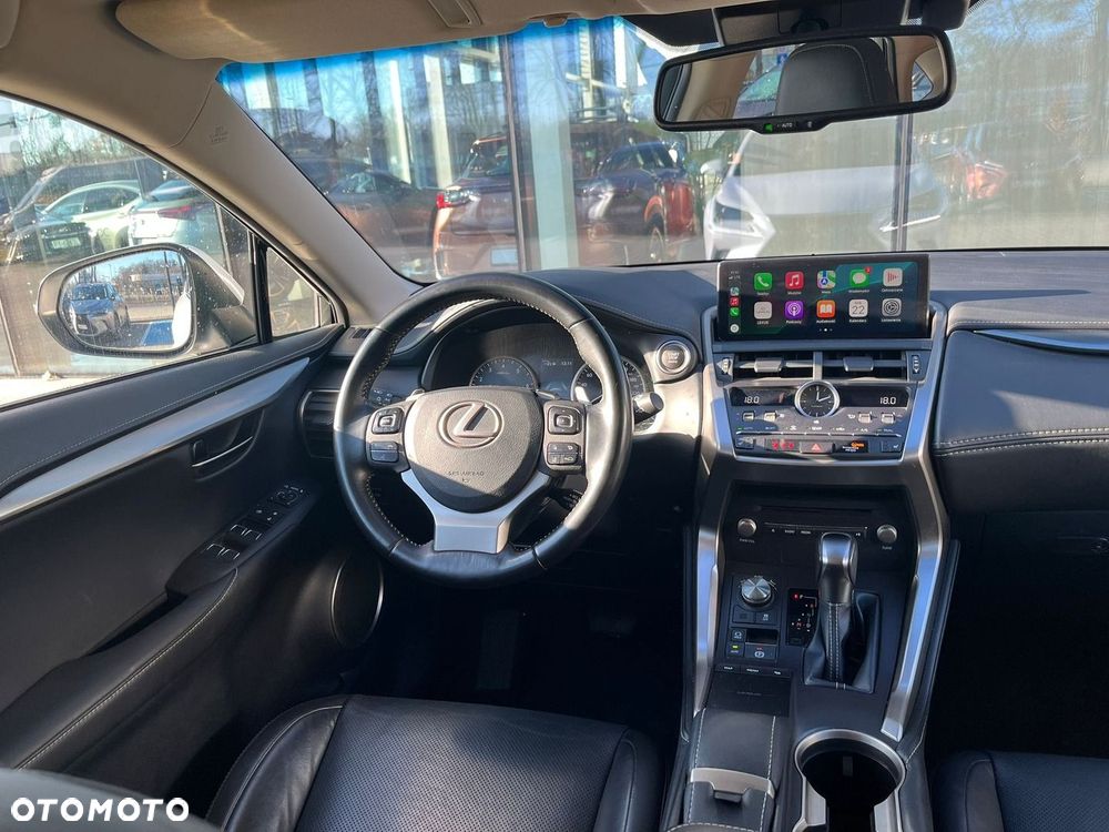 Lexus NX 300 Comfort AWD - 4