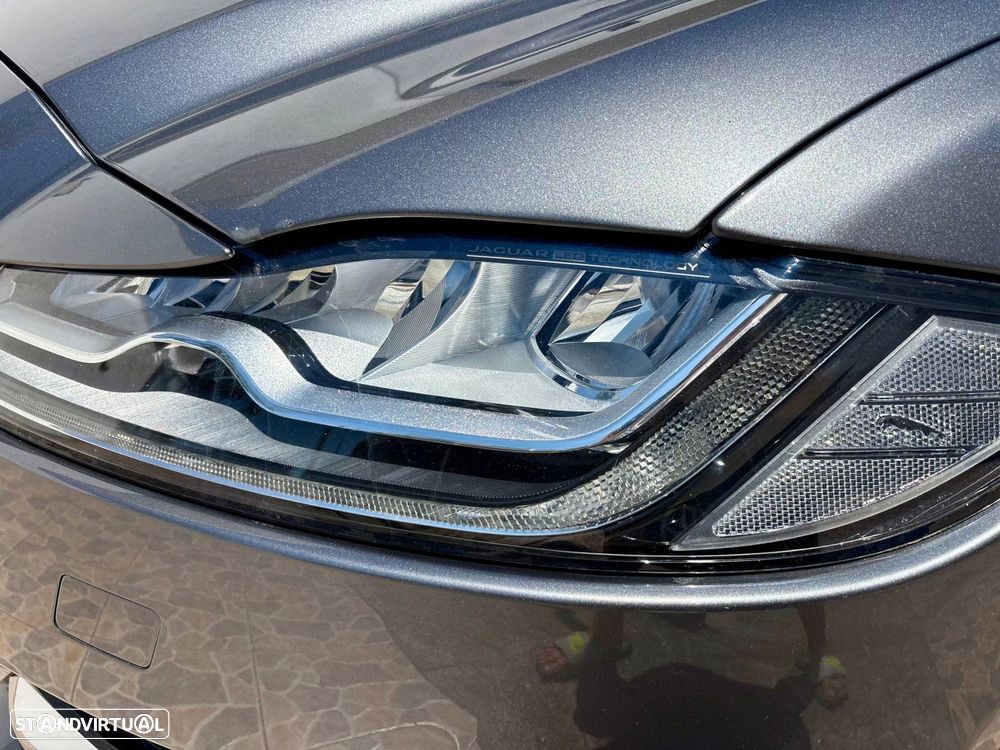 Jaguar XF 3.0 TDV6 Portfolio Aut. - 51