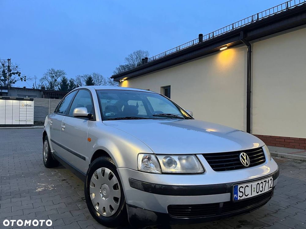 Volkswagen Passat 1.8 - 6