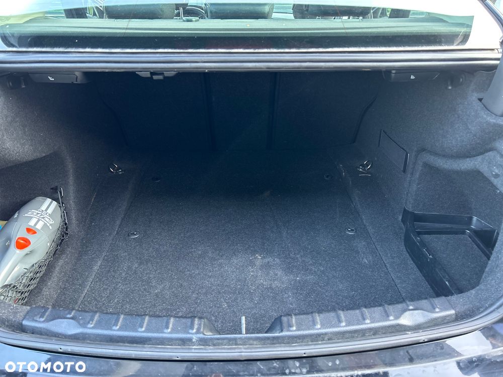 BMW Seria 3 316d - 14
